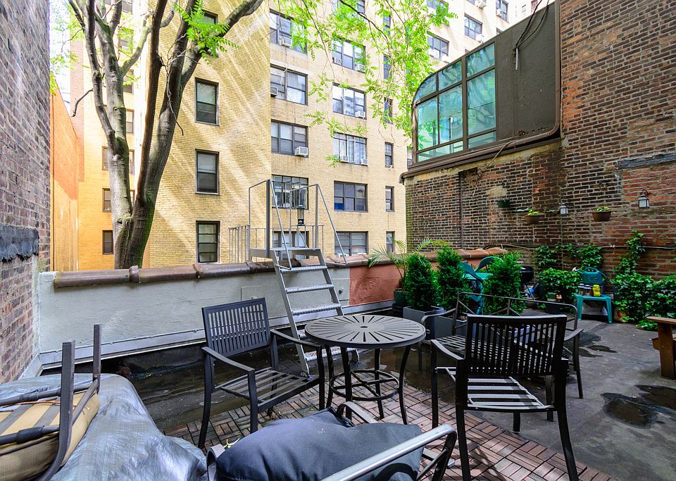 1st image of 146 E 39th St #2CC