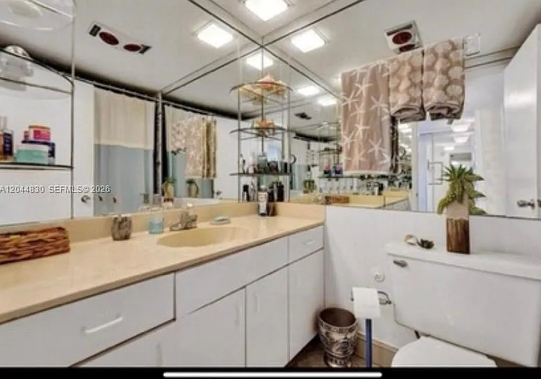 3700 Galt Ocean Dr #814 — Photo 10