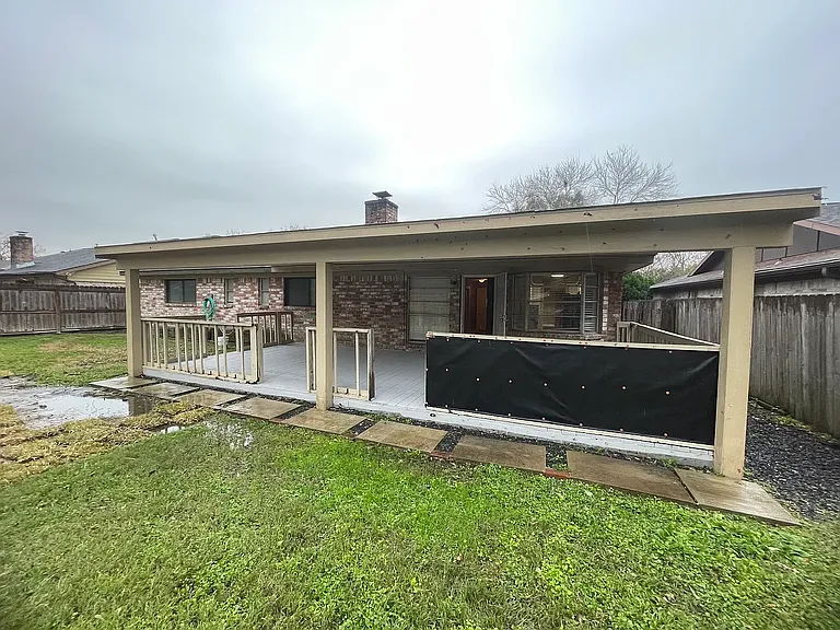 11526 Hornbrook Dr — Photo 23