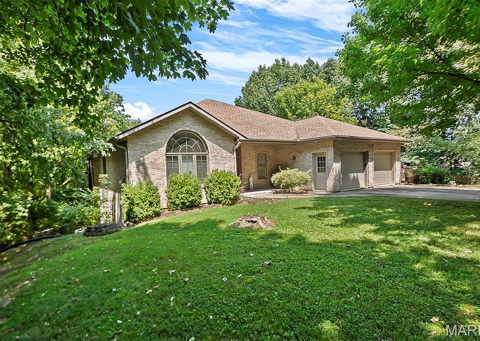 1st image of 537 Ann Dr