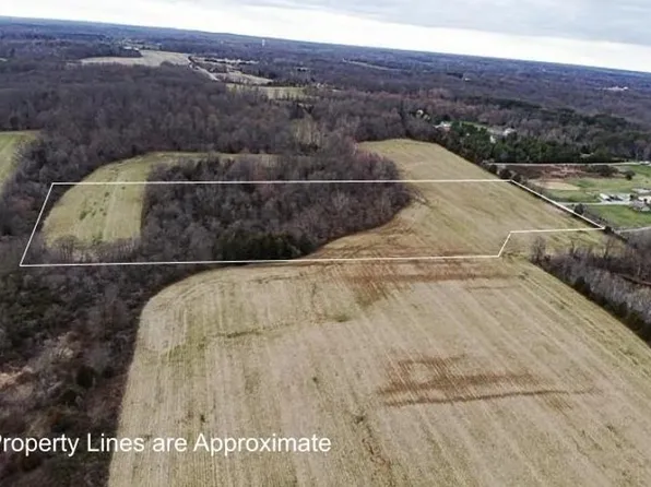 2 Yount Rd, Marysville, IN 47141