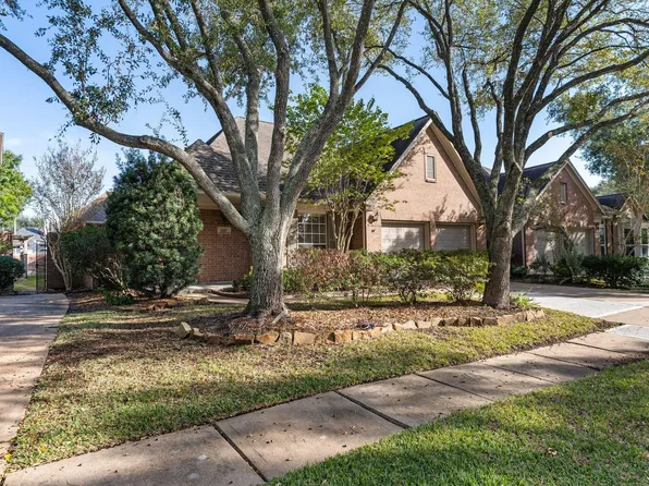 1327 Mission Chase Dr, Houston, TX 77077