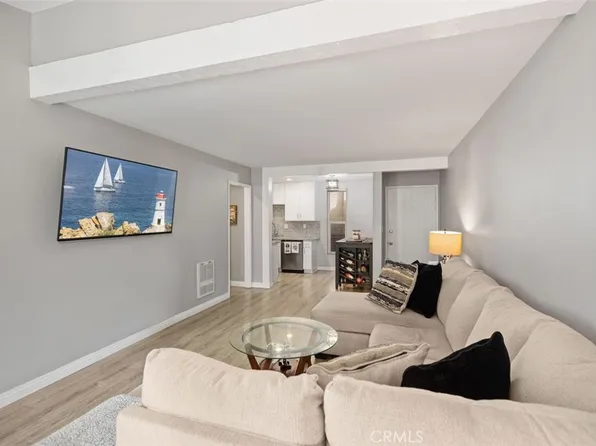 1000 W Macarthur Blvd APT 144, Santa Ana, CA 92707