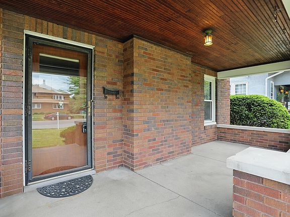 4th image of 4720 Central Ave