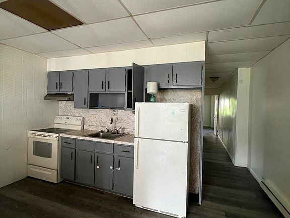 4th image of 133 N White St
