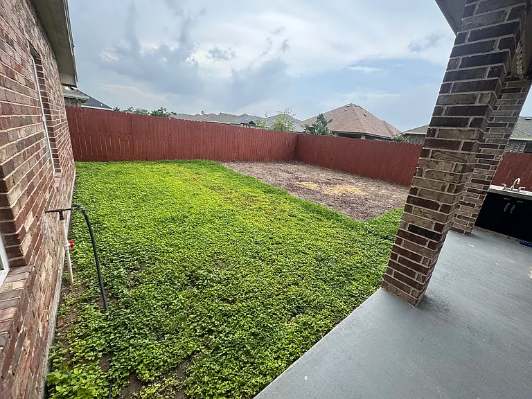 1126 Grandeur Dr — Photo 5