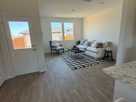5th image of 315 Santo Domingo Rd