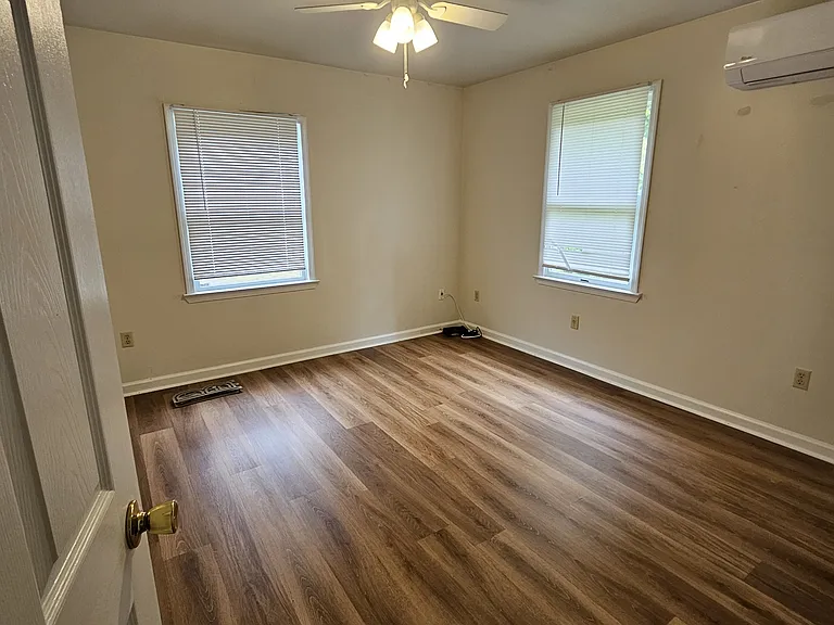 26534 Royal Oak Rd — Photo 7
