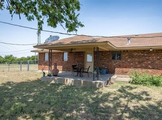 3515 Fm 901, Whitesboro, TX 76273