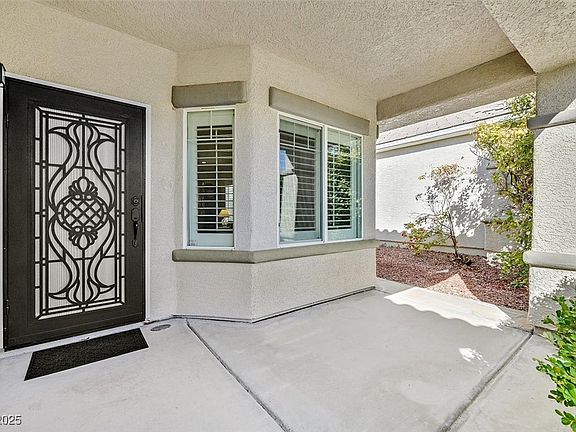2nd image of 2597 Belgreen St