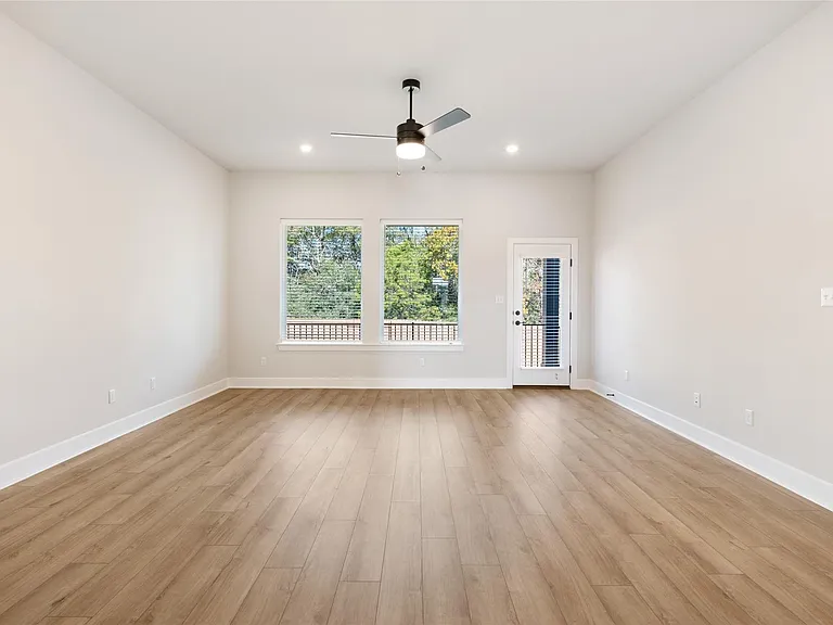 140 Cibolo Creek Loop — Photo 22