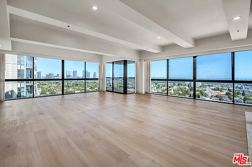 10790 Wilshire Blvd #1503 Photo 1