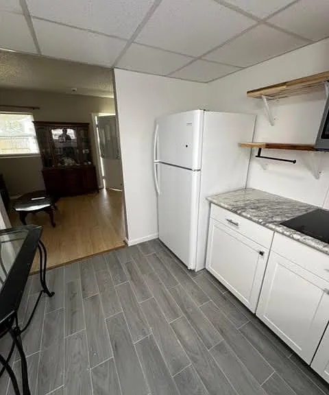 460 35th Ave N #1/2 — Photo 3