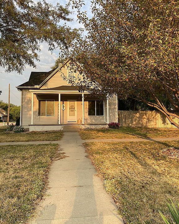 1st image of 803 12th St