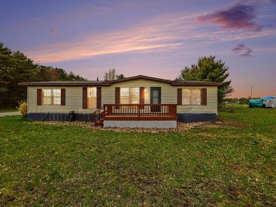 2652 Sawyer Rd, Traverse City, MI, 49685