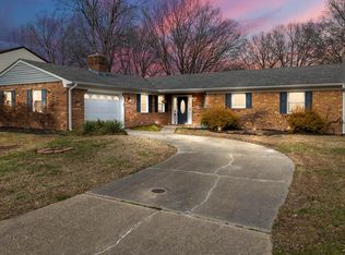 3708 Summer Pl, Virginia Beach, VA 23453