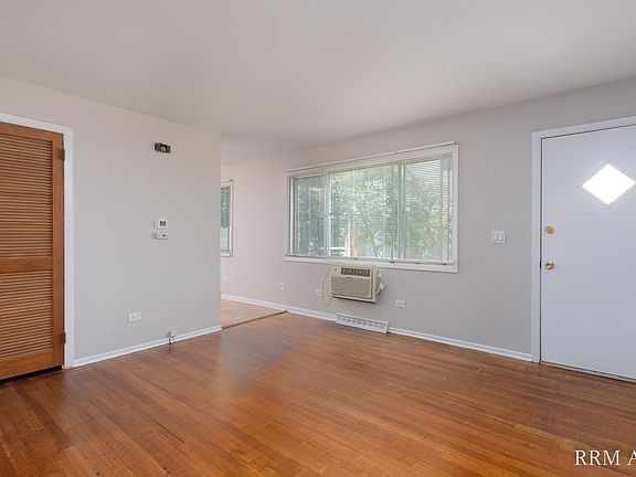 2nd image of 149 Westerfield Pl #A