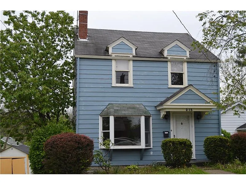 213 Hodgson Ave photo 1