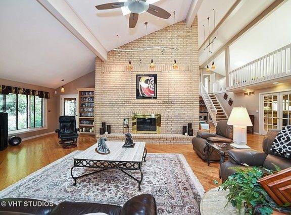 4th image of 31W684 Pratt Woods Ct
