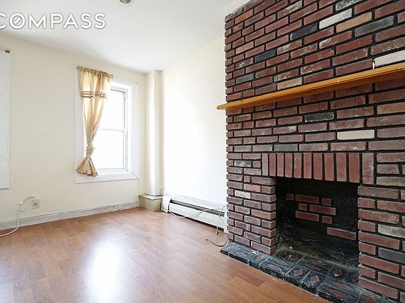 2nd image of 215 Lee Ave