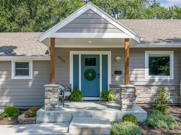 5927 Mission Rd, Fairway, KS 66205