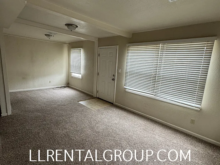 3107 SE 21st St — Photo 7