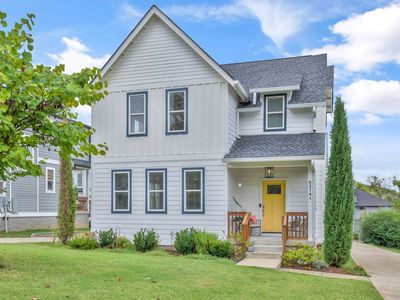 6374 Ivy St, Nashville, TN, 37209