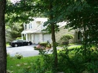 17C Eagle Ln, East Greenwich, RI 02818