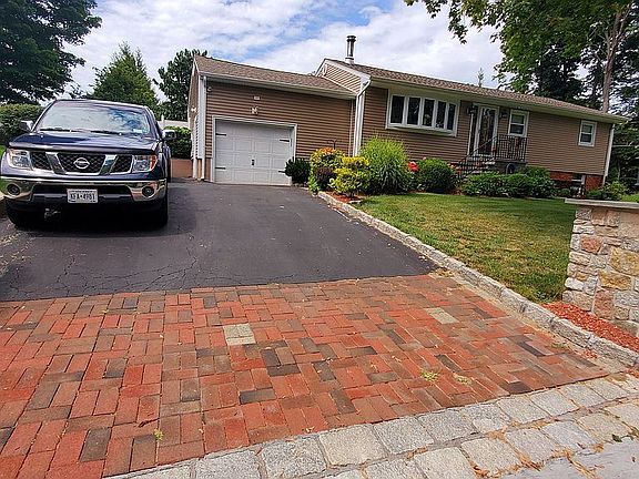 2nd image of 35 Ross Dr