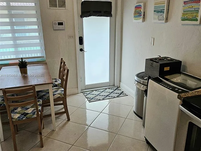 7400 Harding Ave #22 — Photo 7