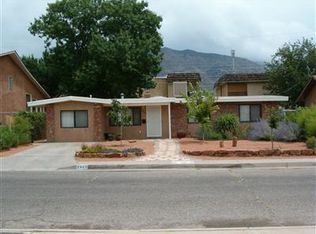 2928 Maxine St NE, Albuquerque, NM 87112