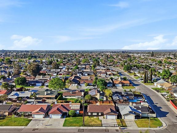 4th image of 1904 Fairview Rd