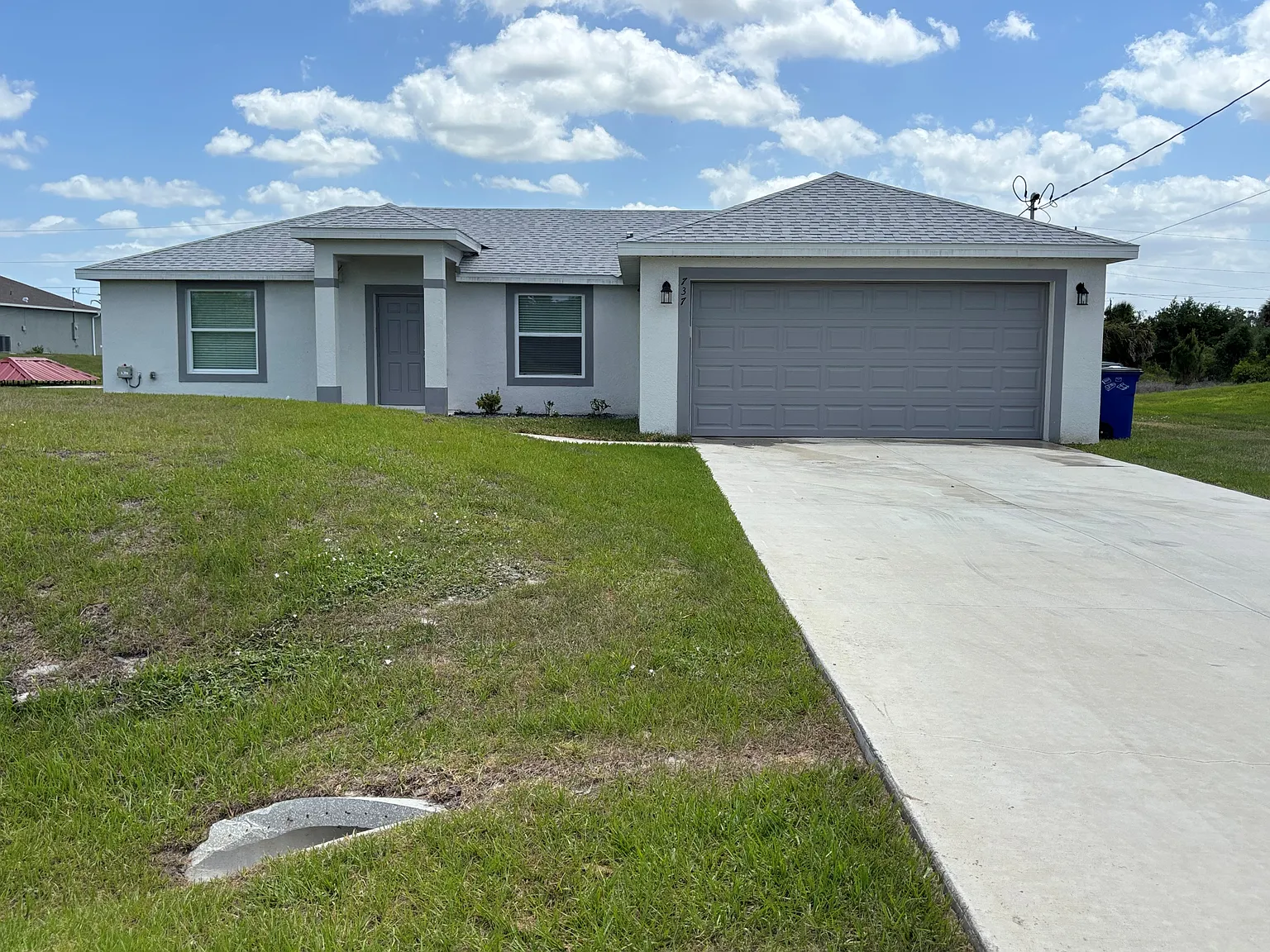 3 bed, 1265 sqft, $1,895 — Photo 1