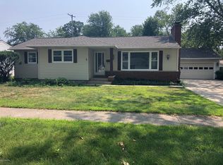 1055 Hampden Rd, Muskegon, MI 49441