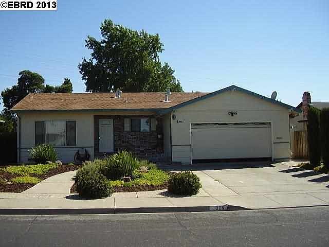 1st image of 1009 Monterey Dr