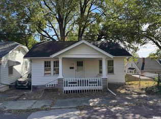 1420 NE Greenleaf St, Peoria, IL 61603