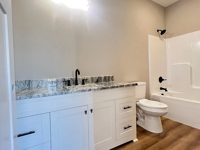 908 Otter Creek Rd — Photo 3