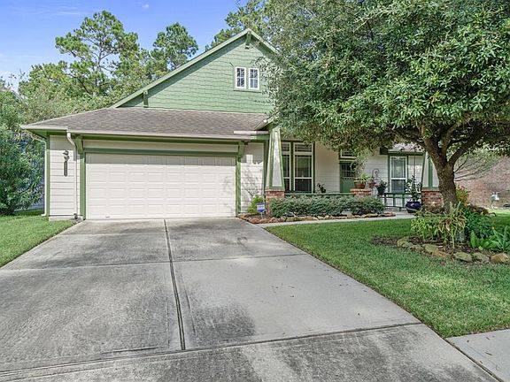This cozy craftsman is full of character.