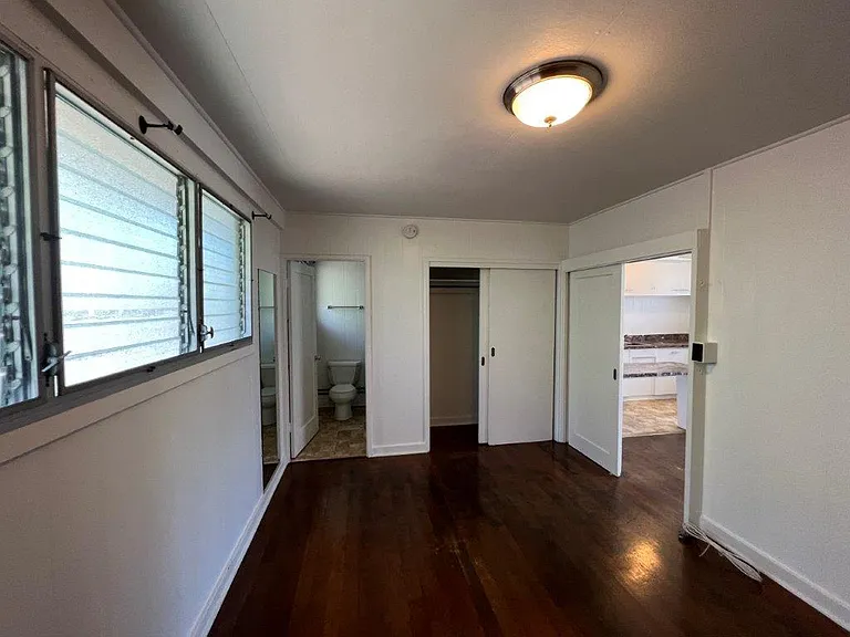 2123 Lime St #5 — Photo 4