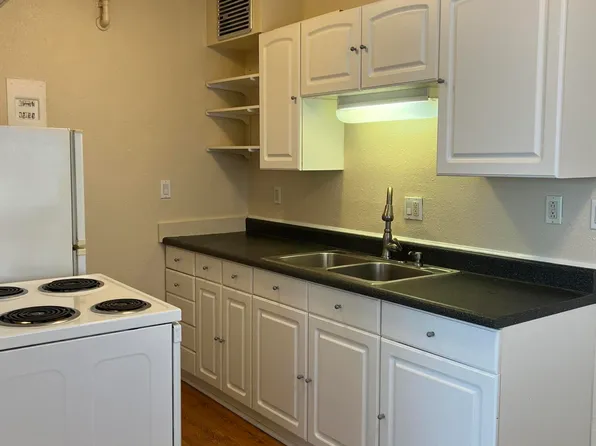1110 W 6th Ave APT 302, Anchorage, AK 99501