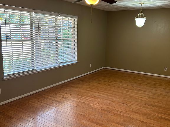 2nd image of 9121 Westglen Dr