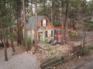 285 Spruce Ln, Sugarloaf, CA 92386