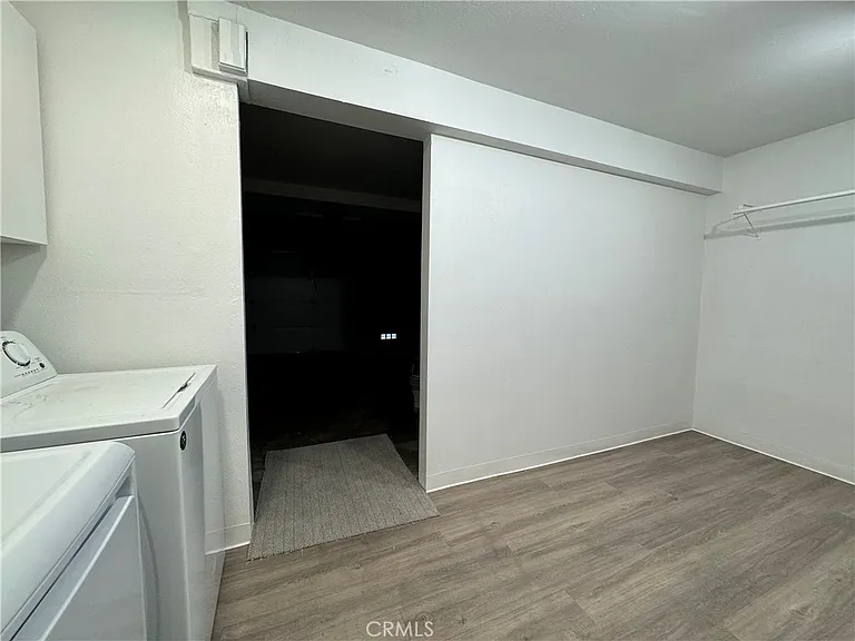7430 Corbin Ave #9 — Photo 11