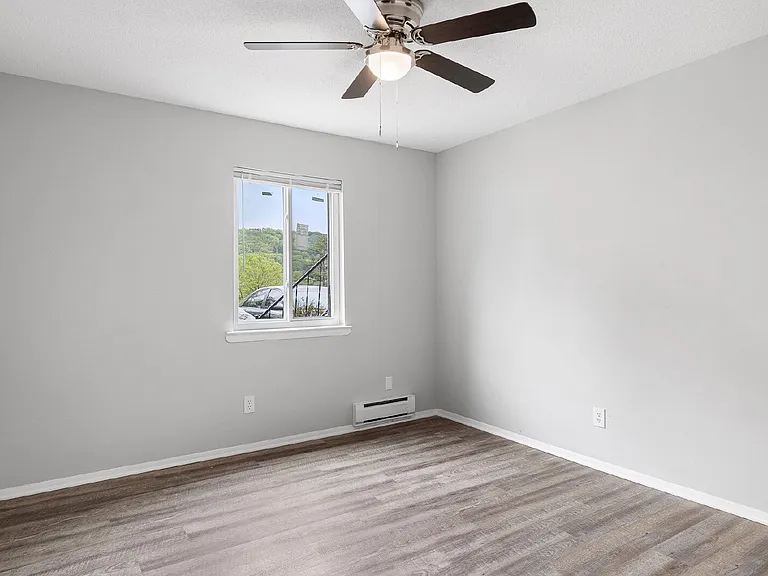 217 Sweetland Dr #6 — Photo 16