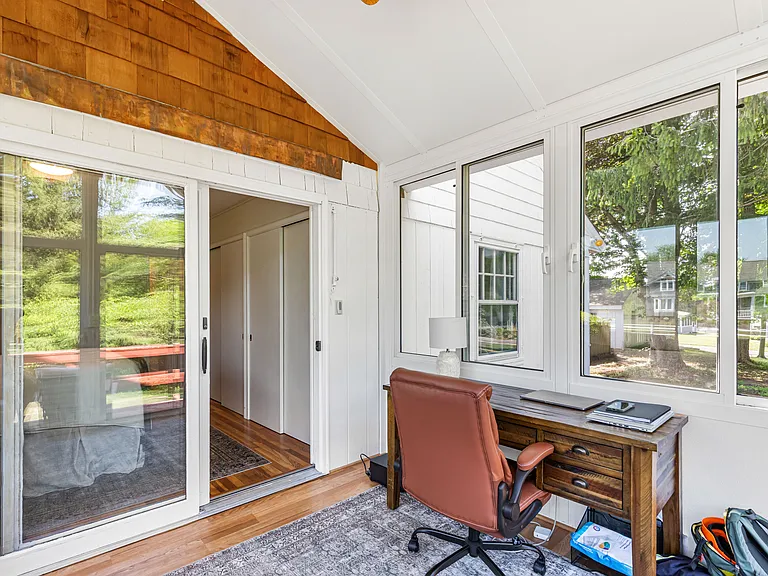 355 Pearse Rd — Photo 34