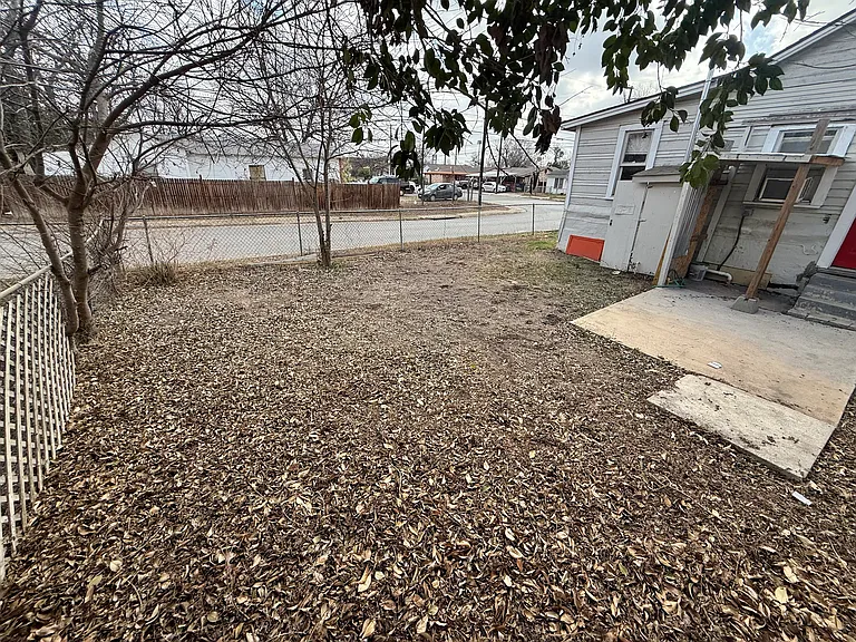 603 Gladstone Ave #1 — Photo 8