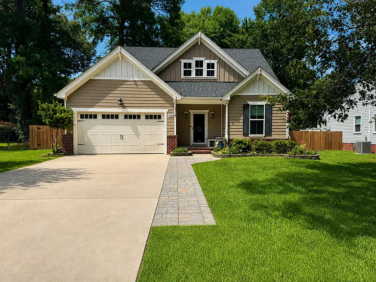 1021 Chattanooga St — Photo 1