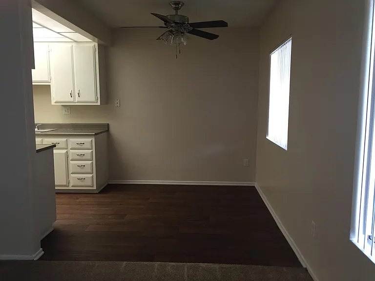 200 N Gilbert St #49 — Photo 37