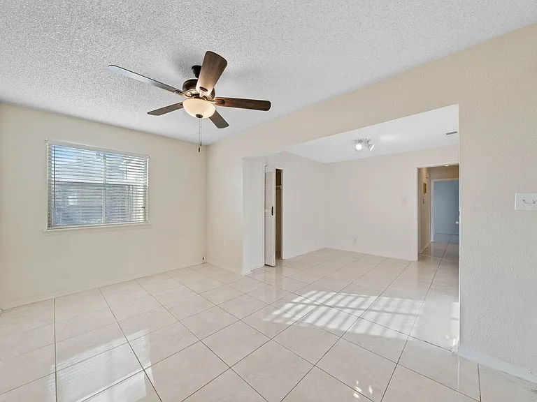 6323 Forest Bnd — Photo 27