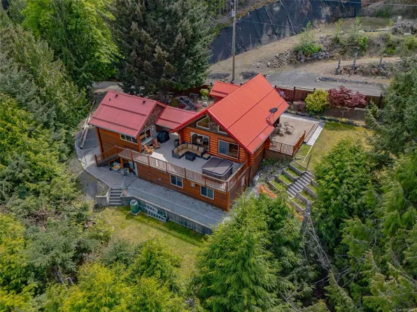 1765 Pauls Pl, Nanaimo, BC V9K 2S3